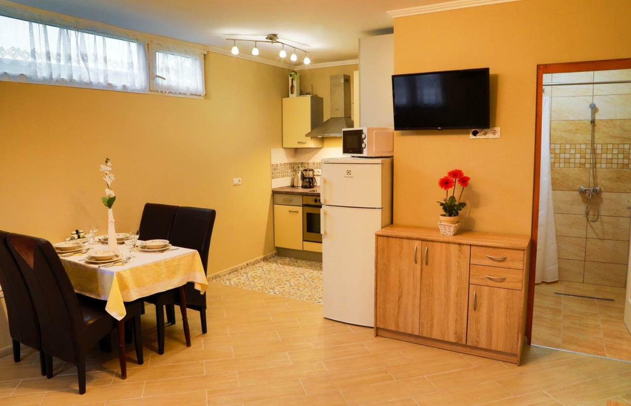 Jazmin Apartman Buzsák Zewnętrze zdjęcie