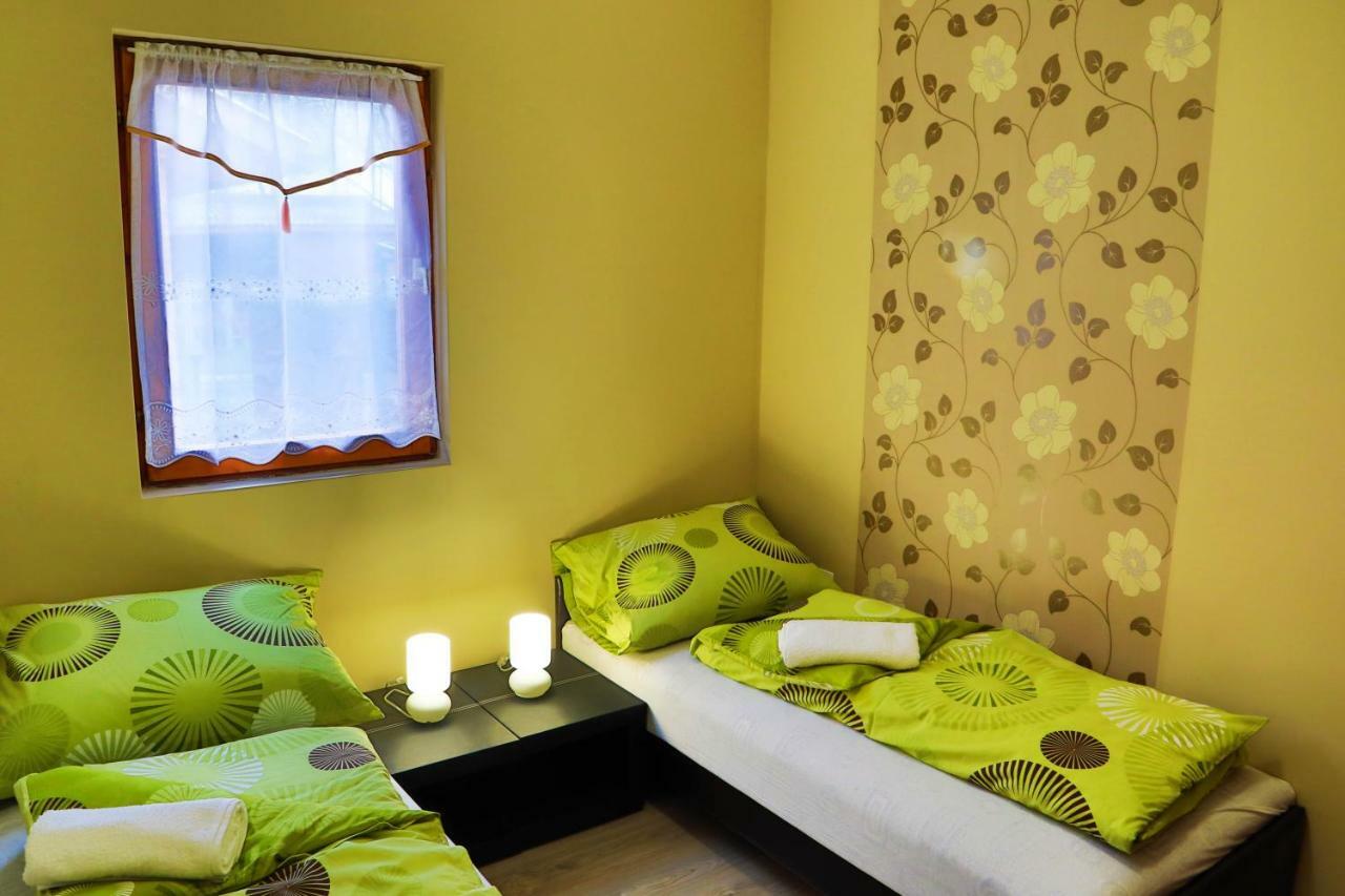 Jazmin Apartman Buzsák Zewnętrze zdjęcie